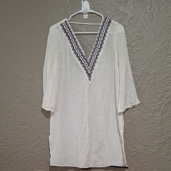 Kona Sol Cream V-Neck Tunic with Black Detailing Size M - Picture 1 of 8